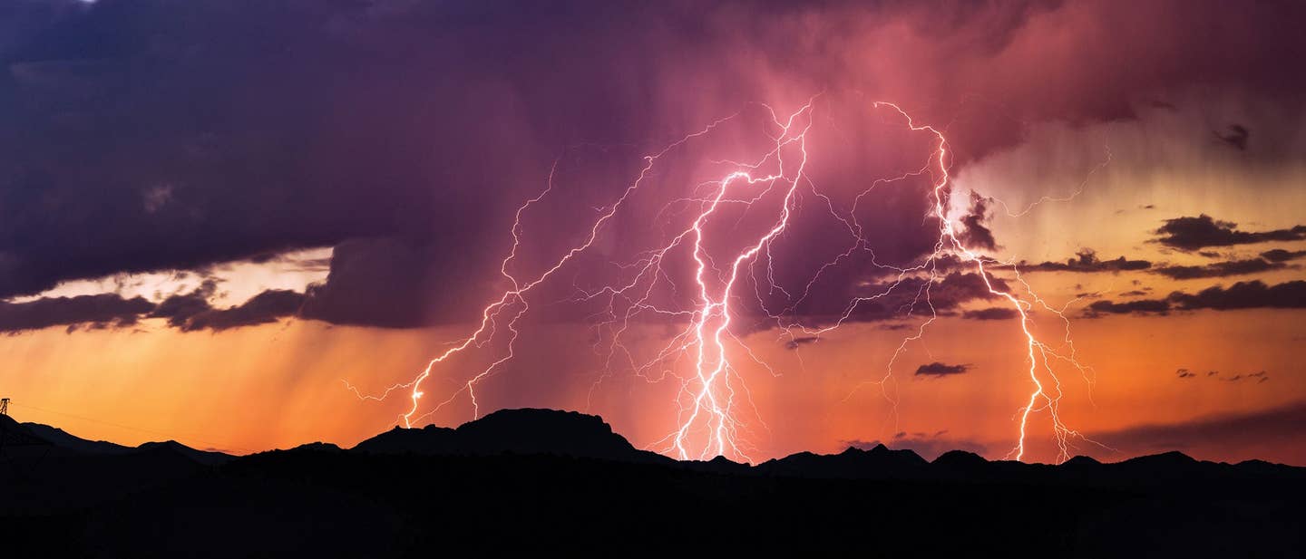 How Can an Aircraft Get Struck by Lightning Without a Close Thunderstorm?