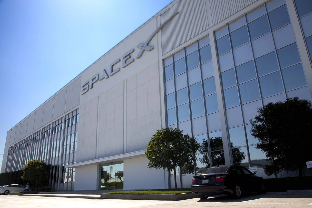 FAA Proposes SpaceX Fine, Musk Vows Lawsuit